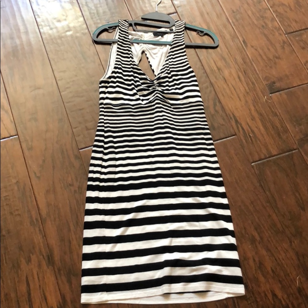 Guess sleeveless dress excellent quality